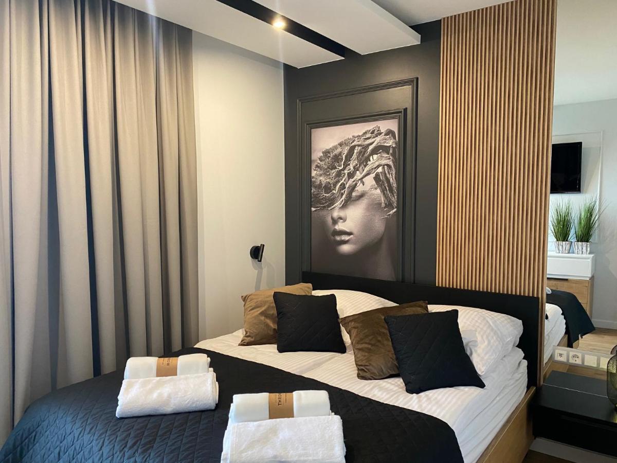 Family & Business Elegant Kadzielnia: Modern 1-bedroom With Terrace And Garage