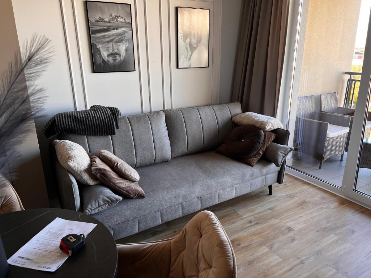 Family & Business Elegant Kadzielnia: Modern 1-bedroom With Terrace And Garage